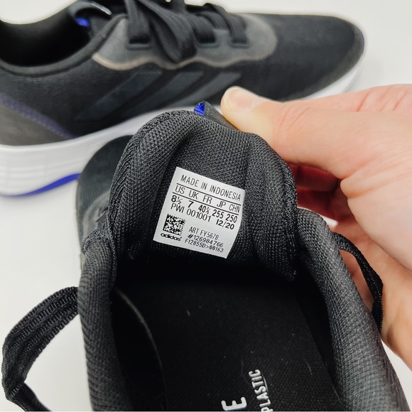 Adidas QT Racer Sport Shoes Pull-Tab Side-Stripe Patterned Midsole Women Sneaker - Picture 11 of 12